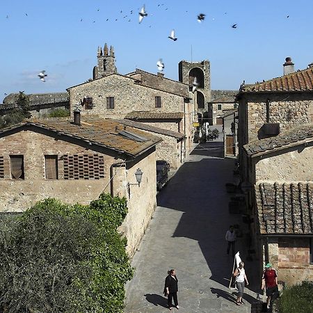 Camere Dentro Il Castello Monteriggioni Εξωτερικό φωτογραφία