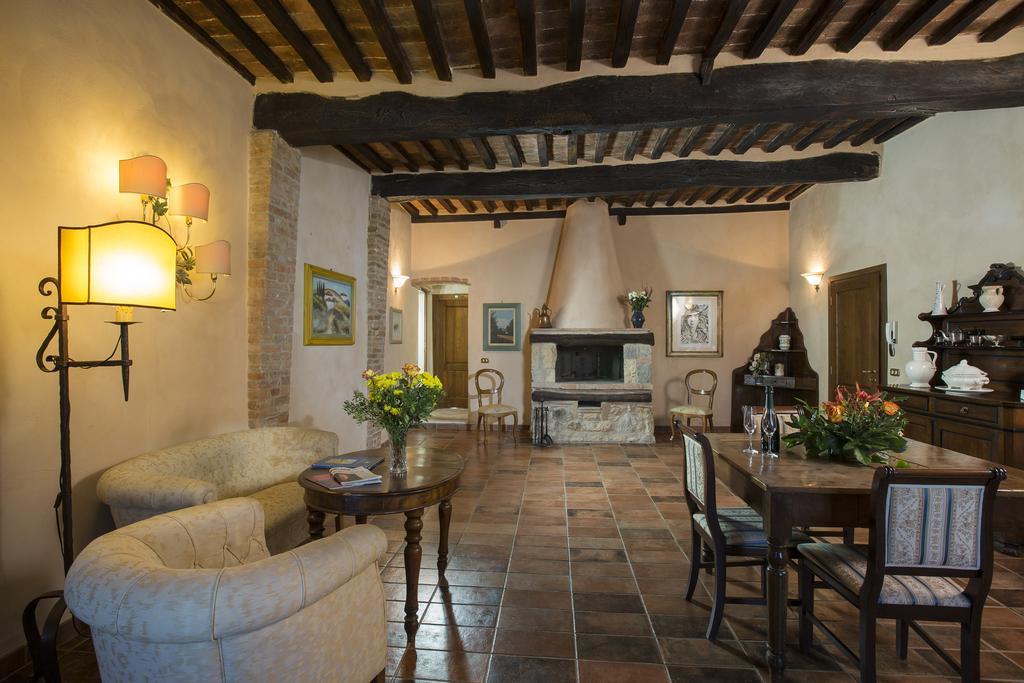 Camere Dentro Il Castello Monteriggioni Εξωτερικό φωτογραφία