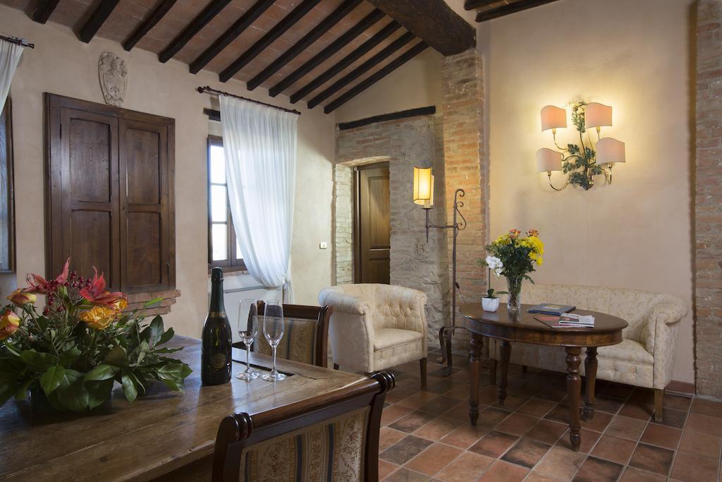 Camere Dentro Il Castello Monteriggioni Εξωτερικό φωτογραφία